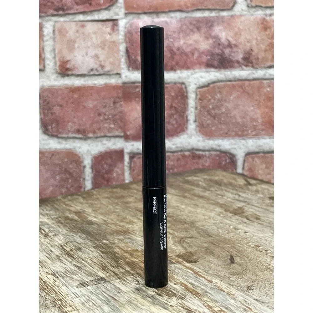 Younique Moodstruck Precision Dip And Draw Eyeliner Perfect Black New in Box